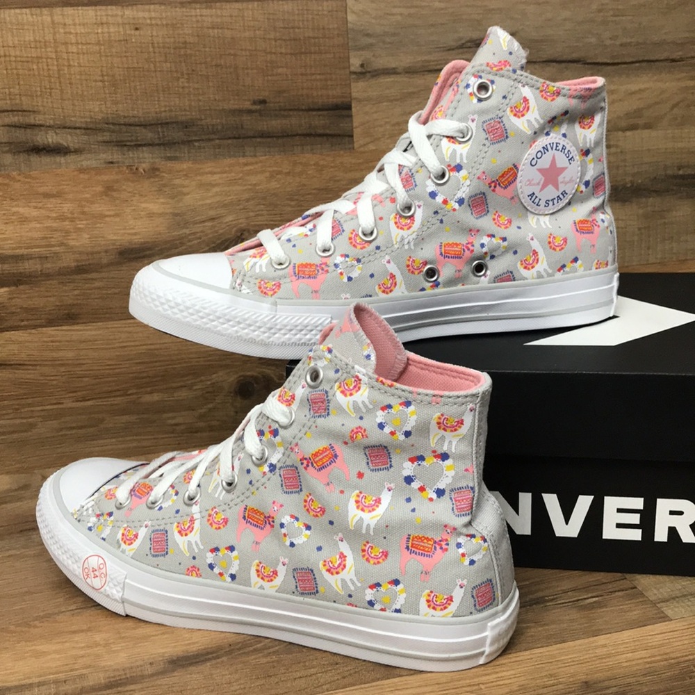 CONVERSE CTAS HIGH TOP BRAND NEW - Picture 2 of 15